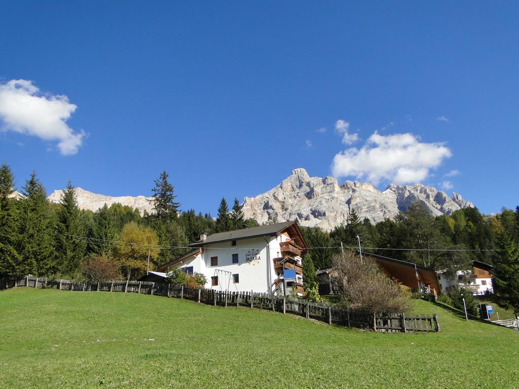 Hotel Garni Irsara San Cassiano  Zewnętrze zdjęcie