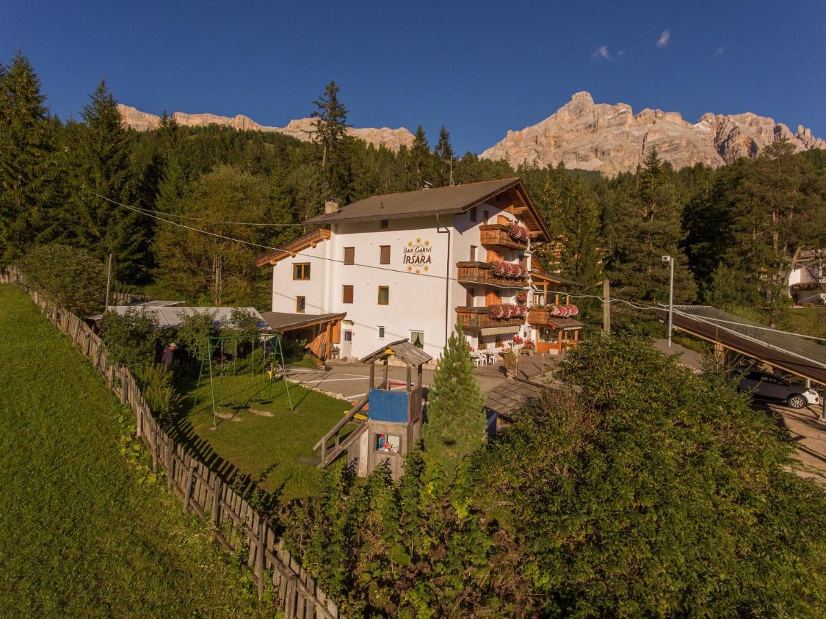 Hotel Garni Irsara San Cassiano  Zewnętrze zdjęcie